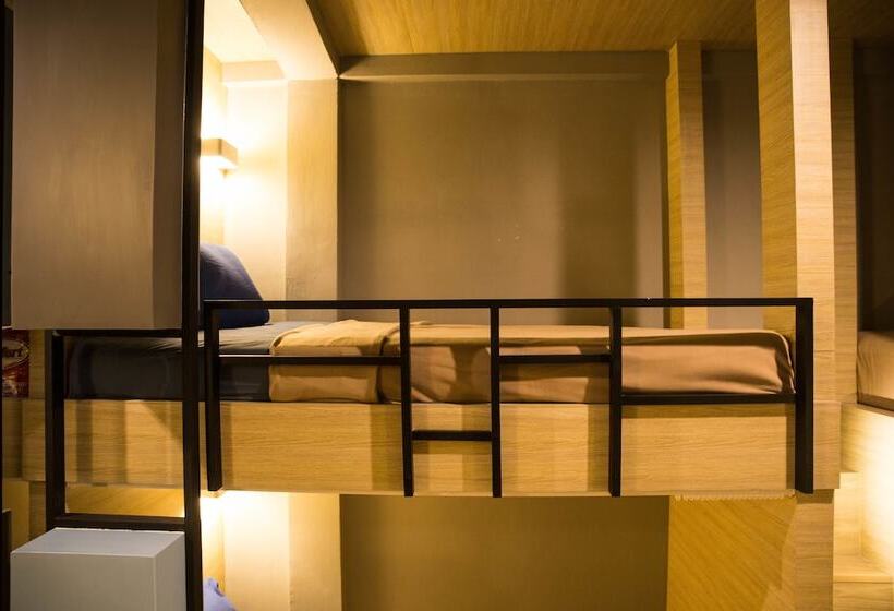 Fotos del hotel Bed Box Khaosarn Hostel:  14