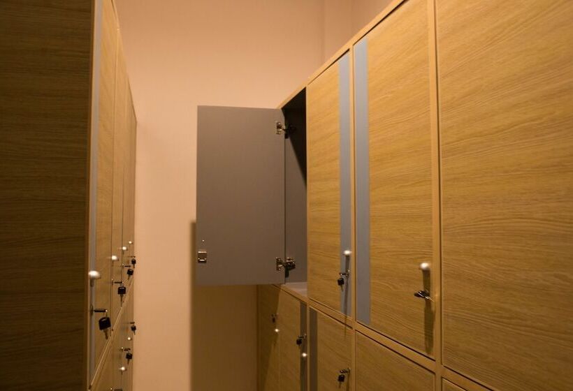 Fotos del hotel Bed Box Khaosarn Hostel:  15