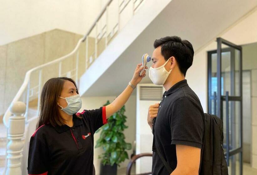 Fotos del hotel Reddoorz Plus Near Ben Thanh Market:  3