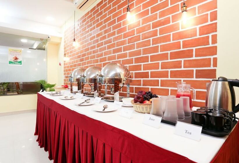 Fotos del hotel Treebo Trip Sr Residency:  2