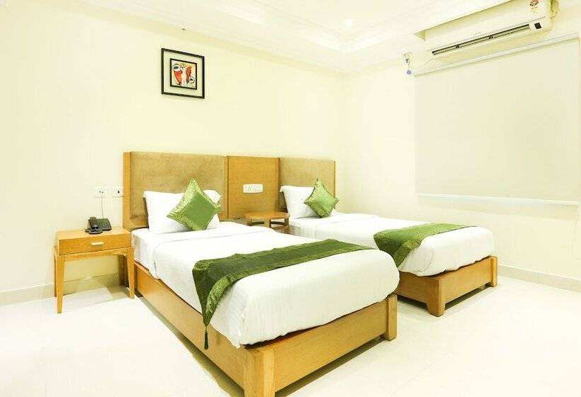 Fotos del hotel Treebo Trip Sr Residency:  7