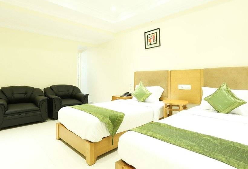 Fotos del hotel Treebo Trip Sr Residency:  6