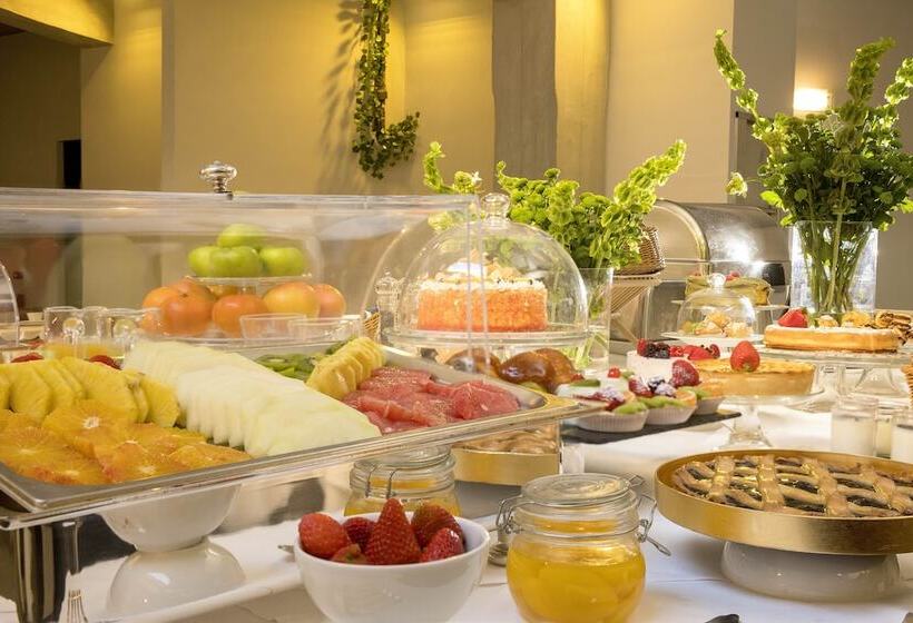 Fotos del hotel Royal Bissolati:  5