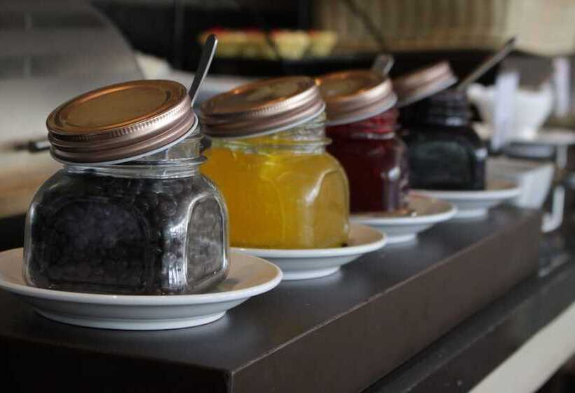 Fotos del hotel @hom Premiere Gkb Gresik:  15