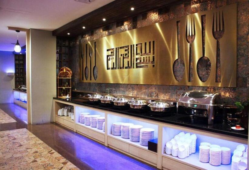 Fotos del hotel @hom Premiere Gkb Gresik:  19