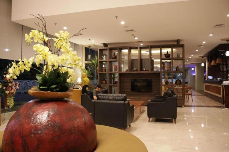 Fotos del hotel @hom Premiere Gkb Gresik:  20