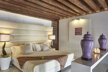 Чентурьон Палас - Венеция