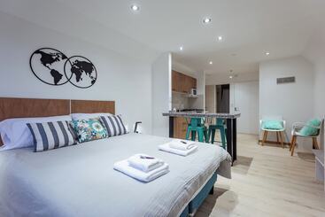 Gente Del Sur   Finisterre - Ushuaia