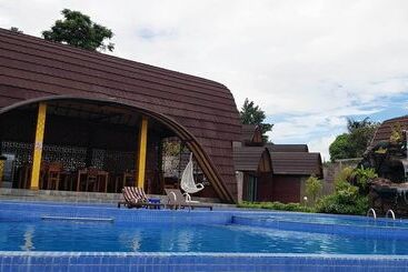 Sri Abi Ratu Villa - 丹帕沙