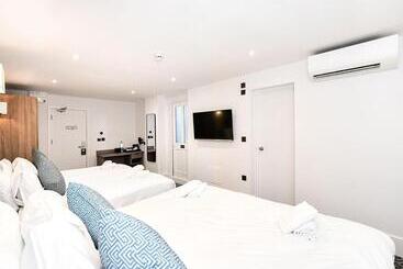 The Chapter   The J Hyde Park - Londres