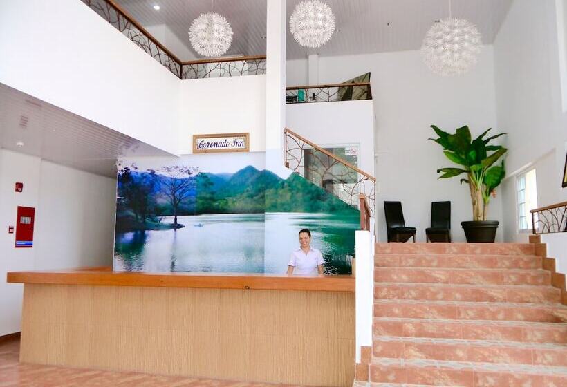 Fotos del hotel Coronado Inn:  2