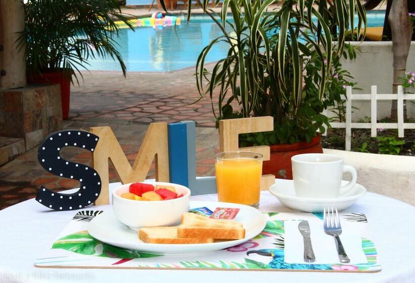 Fotos del hotel Coronado Inn:  8