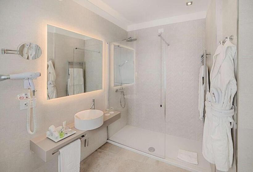 Fotos del hotel Nh Collection Roma Fori Imperiali:  10