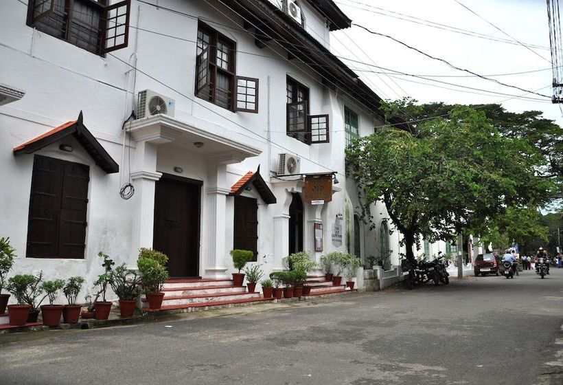 Fotos del hotel Old Courtyard:  18