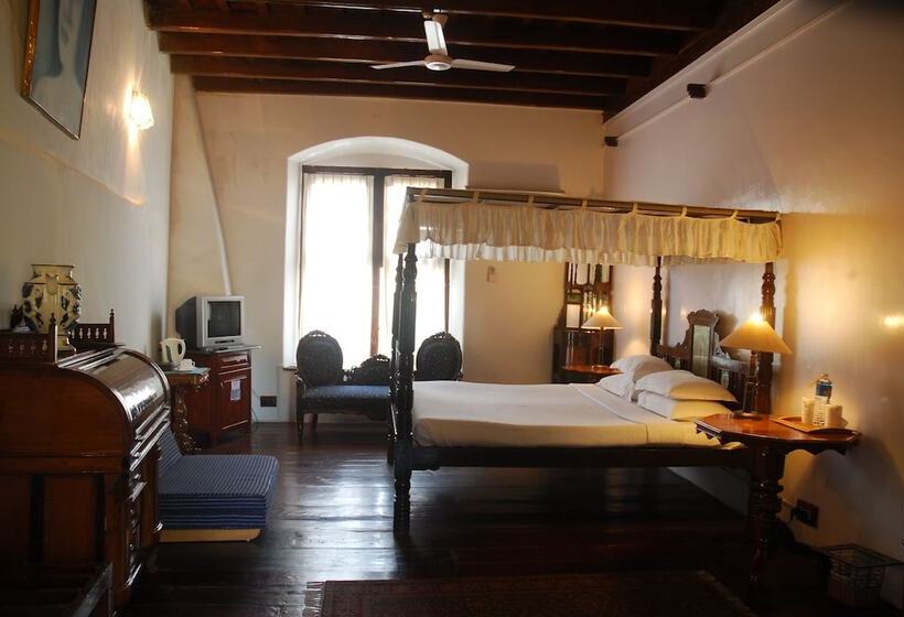 Fotos del hotel Old Courtyard:  14