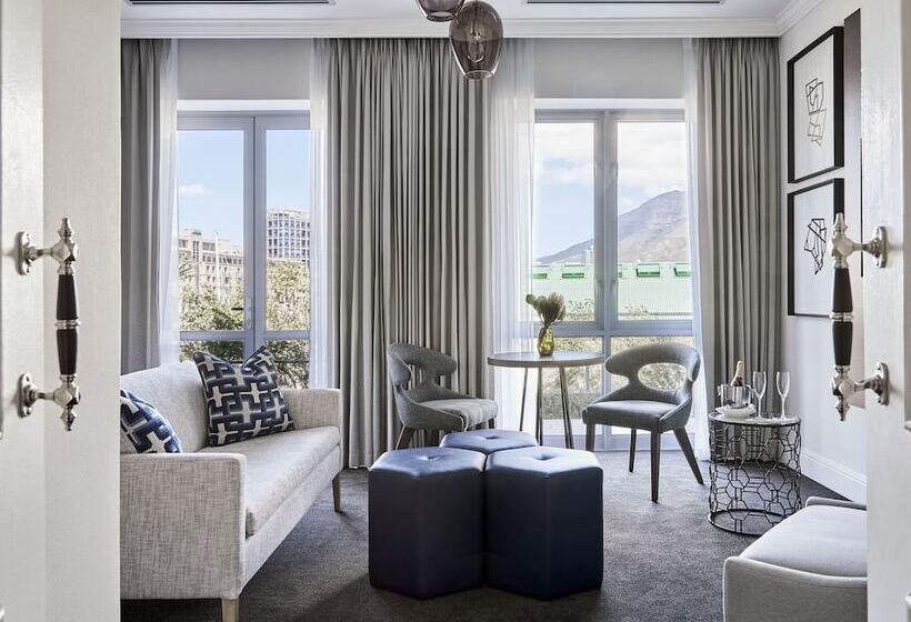 Fotos del hotel The Manor House At The Queen Victoria:  4