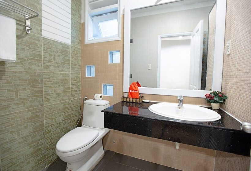 Fotos del hotel Reddoorz Plus @ Nguyen Thi Thap Street:  8
