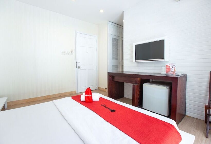 Fotos del hotel Reddoorz Plus @ Nguyen Thi Thap Street:  14