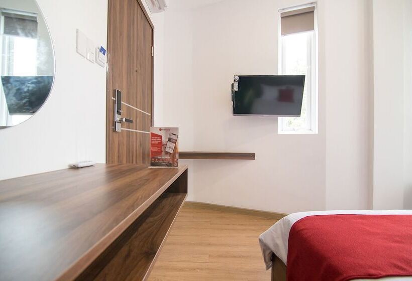 Fotos del hotel Reddoorz Plus @ Tran Quang Khai Street:  18