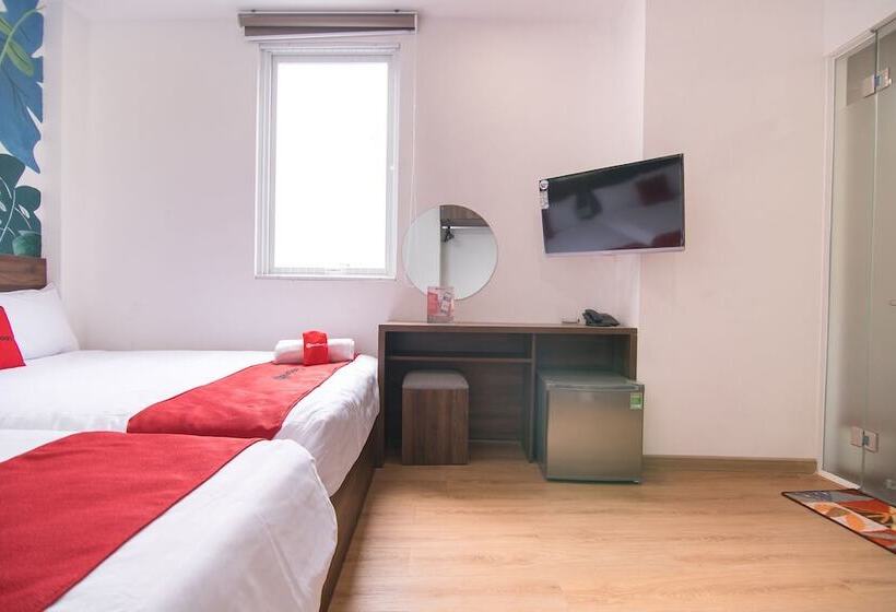Fotos del hotel Reddoorz Plus @ Tran Quang Khai Street:  2