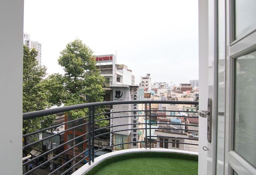 Fotos del hotel Reddoorz Plus @ Tran Quang Khai Street:  4