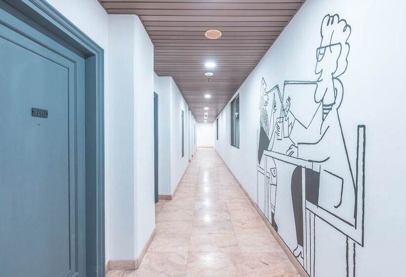 Fotos del hotel Oyo Townhouse 2 Hotel Gunung Sahari:  14