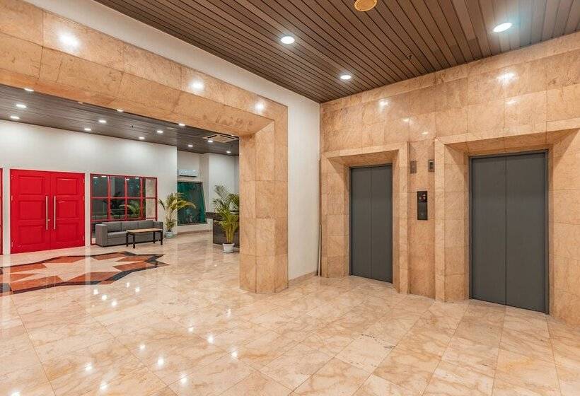 Fotos del hotel Oyo Townhouse 2 Hotel Gunung Sahari:  19