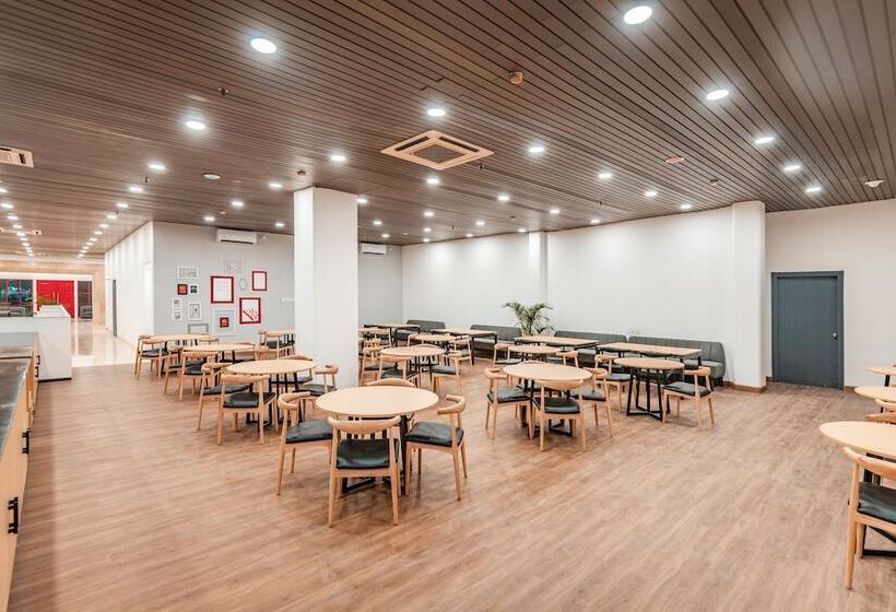 Fotos del hotel Oyo Townhouse 2 Hotel Gunung Sahari:  23