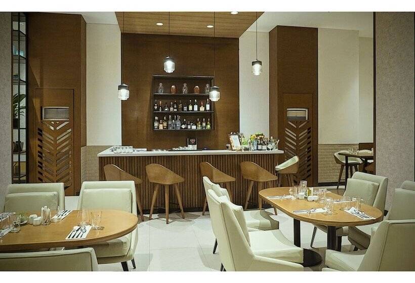 Fotos del hotel Summit  Greenhills:  9