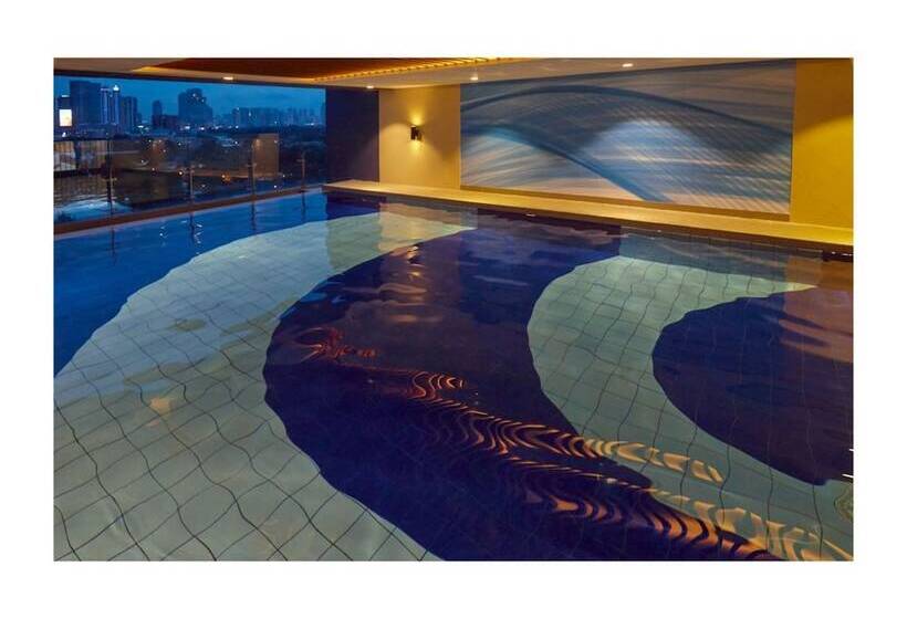 Fotos del hotel Summit  Greenhills:  15