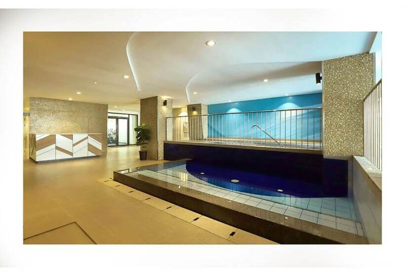 Fotos del hotel Summit  Greenhills:  16