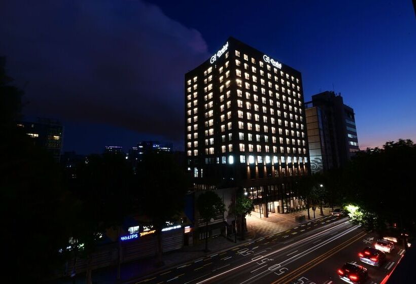 Fotos del hotel Orakai Daehakro:  14