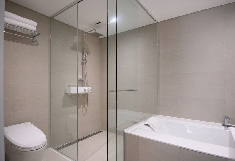 Fotos del hotel Orakai Daehakro:  3