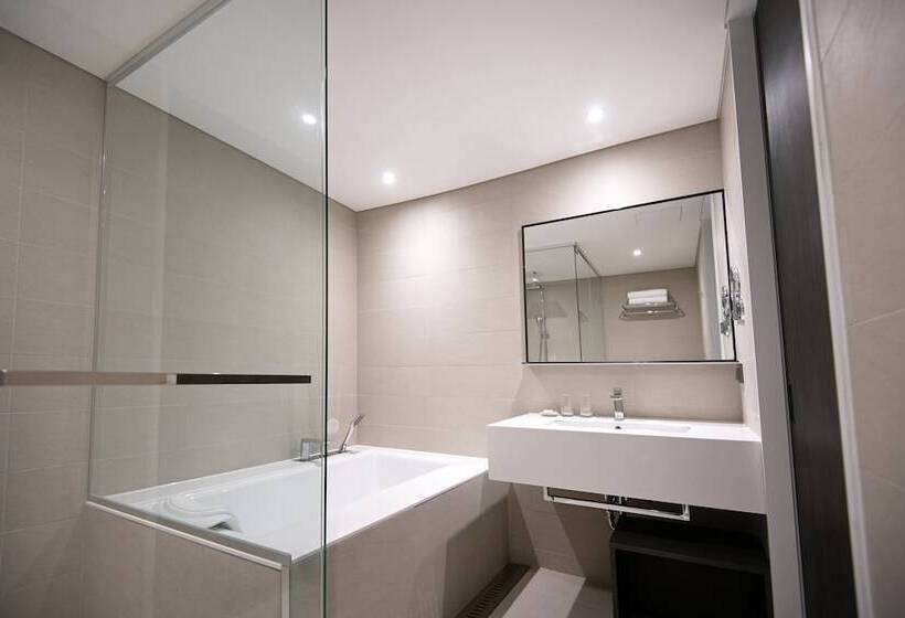 Fotos del hotel Orakai Daehakro:  24