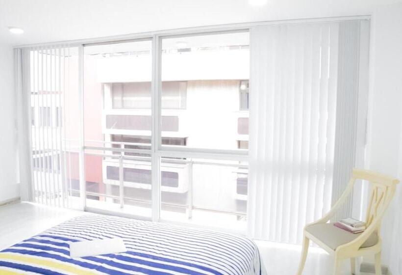 Fotos del hotel Privada De Horacio 18 Residences:  18