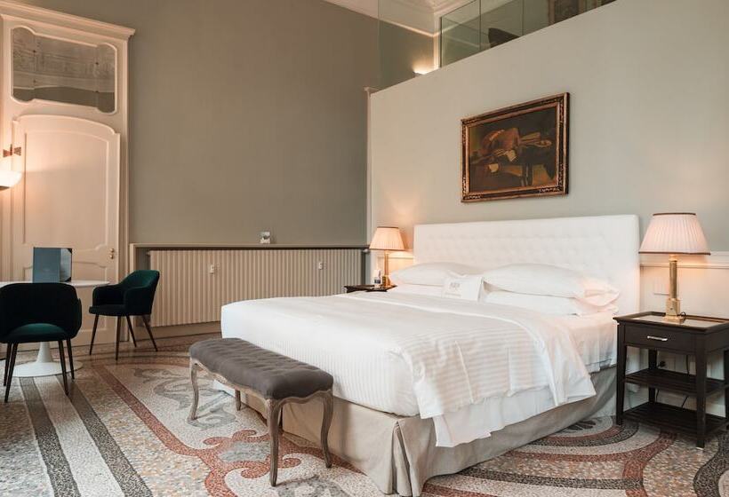 Fotos del hotel Royal Palace:  9