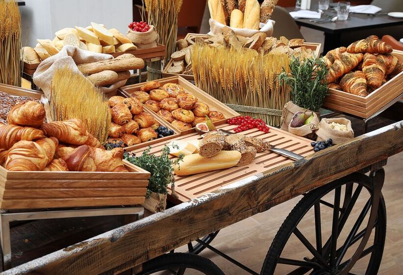 Fotos del hotel Grand Cosmopolitan:  6