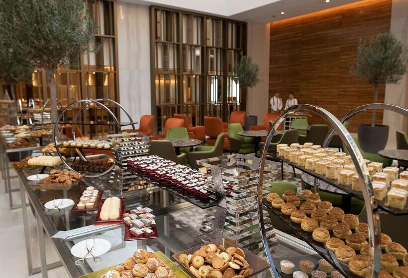 Fotos del hotel Grand Cosmopolitan:  4