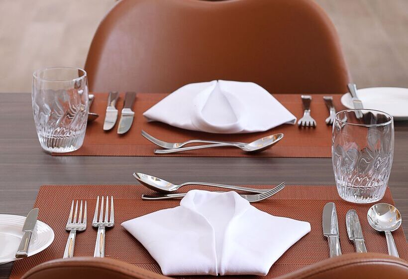 Fotos del hotel Grand Cosmopolitan:  23