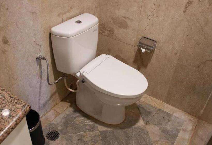 Fotos del hotel Beverly Hotel Batam:  3