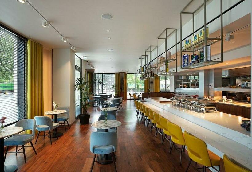 Fotos del hotel Tower Suites By Blue Orchid:  21