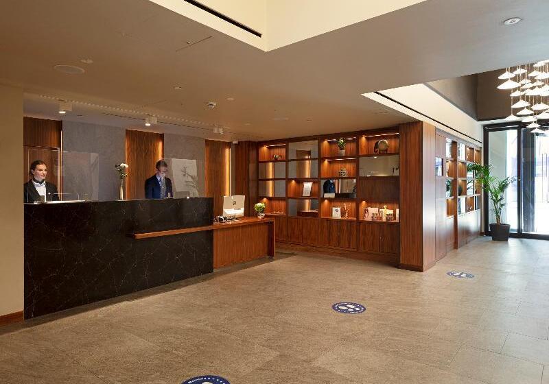 Fotos del hotel Tower Suites By Blue Orchid:  27