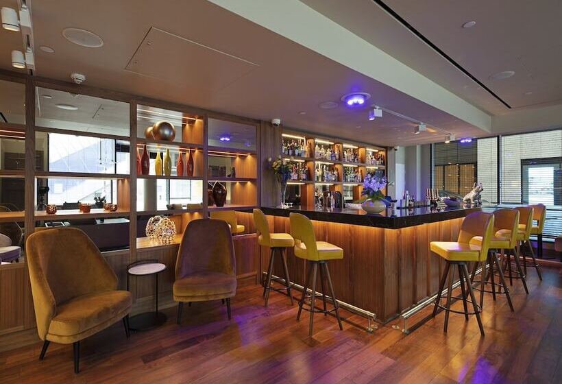 Fotos del hotel Tower Suites By Blue Orchid:  45