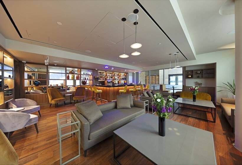 Fotos del hotel Tower Suites By Blue Orchid:  46