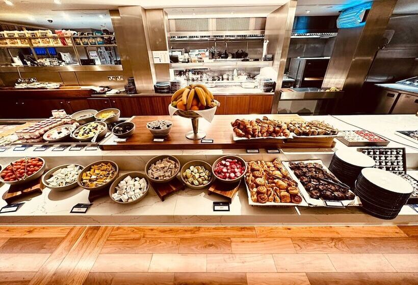 Fotos del hotel Tower Suites By Blue Orchid:  39