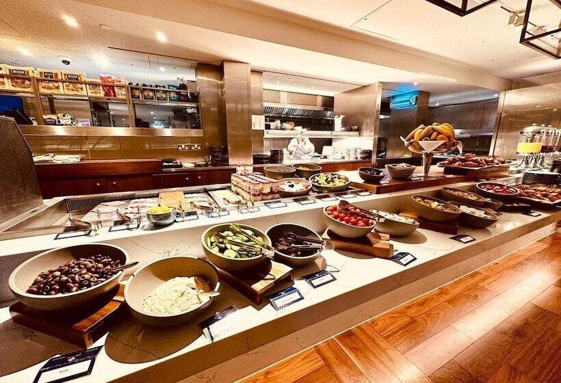 Fotos del hotel Tower Suites By Blue Orchid:  13