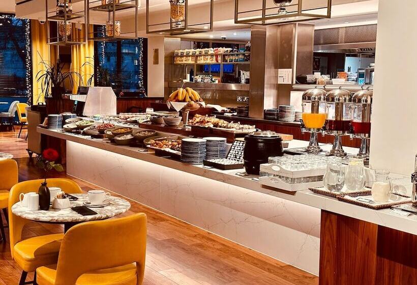 Fotos del hotel Tower Suites By Blue Orchid:  52