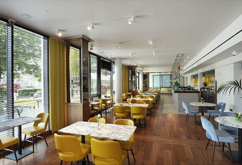 Fotos del hotel Tower Suites By Blue Orchid:  54