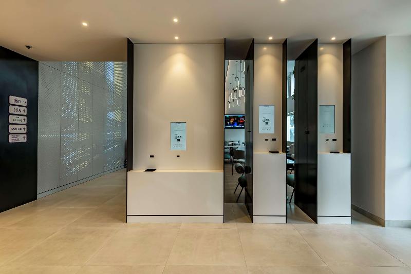 Fotos del hotel Yotel Porto:  20