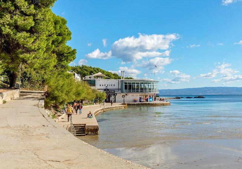 Fotos del hotel Apartments Rina:  6